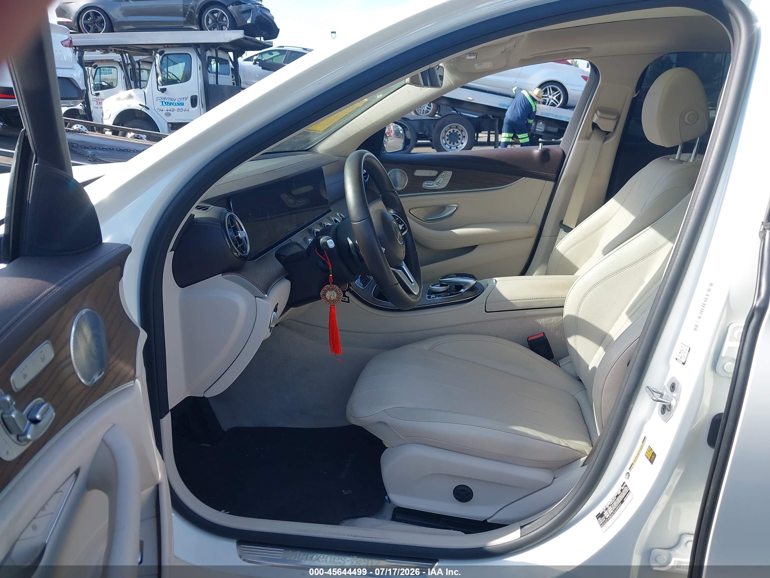 2019 MERCEDES-BENZ E 300 E300
