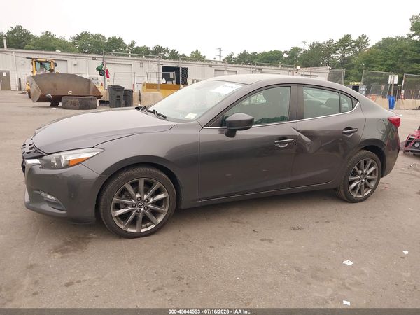 2018 MAZDA MAZDA3 TOURING