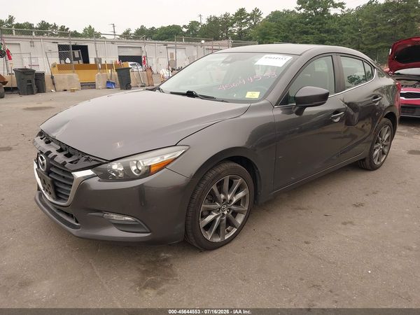 2018 MAZDA MAZDA3 TOURING