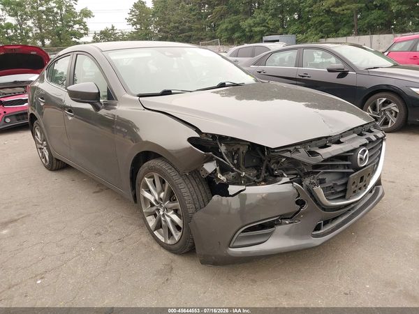 2018 MAZDA MAZDA3 TOURING