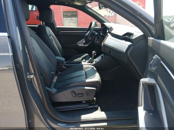 2021 AUDI Q3