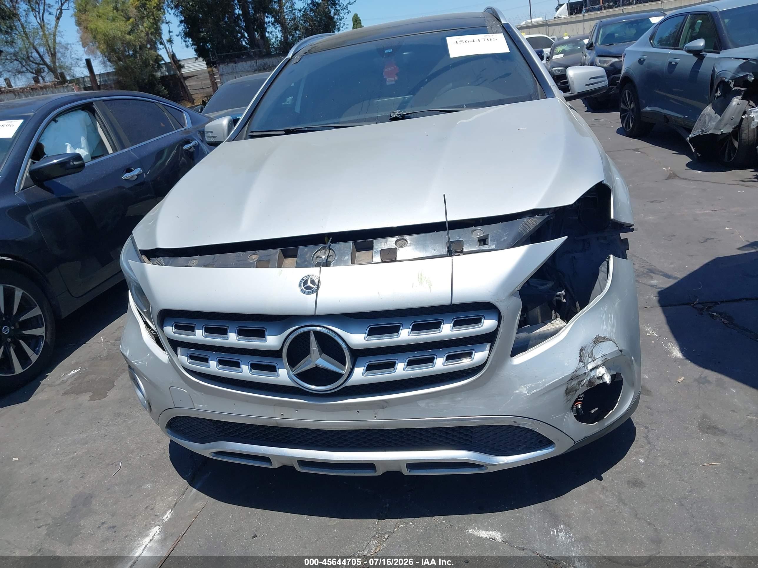 2018 MERCEDES-BENZ GLA 250 4MATIC