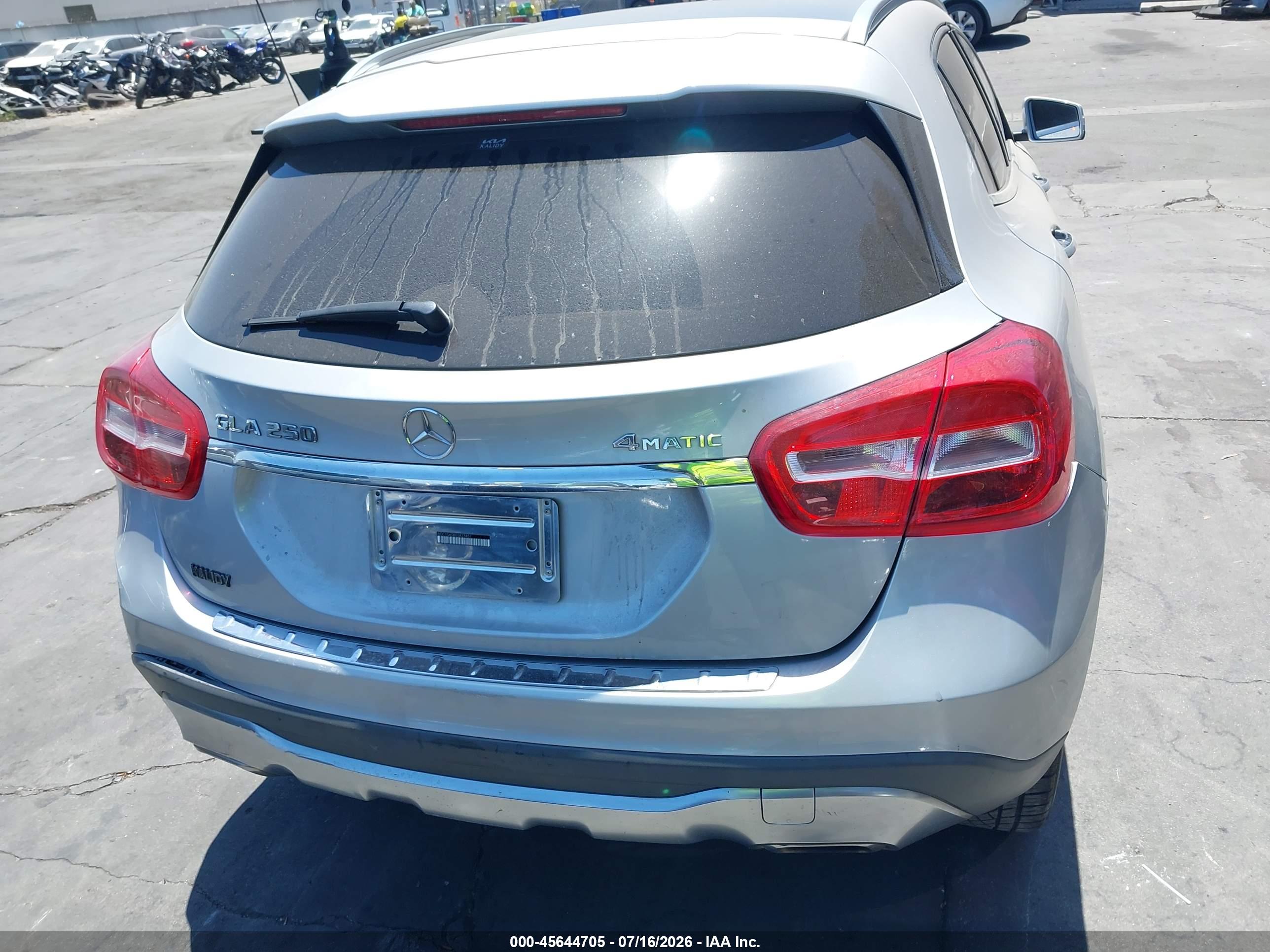 2018 MERCEDES-BENZ GLA 250 4MATIC