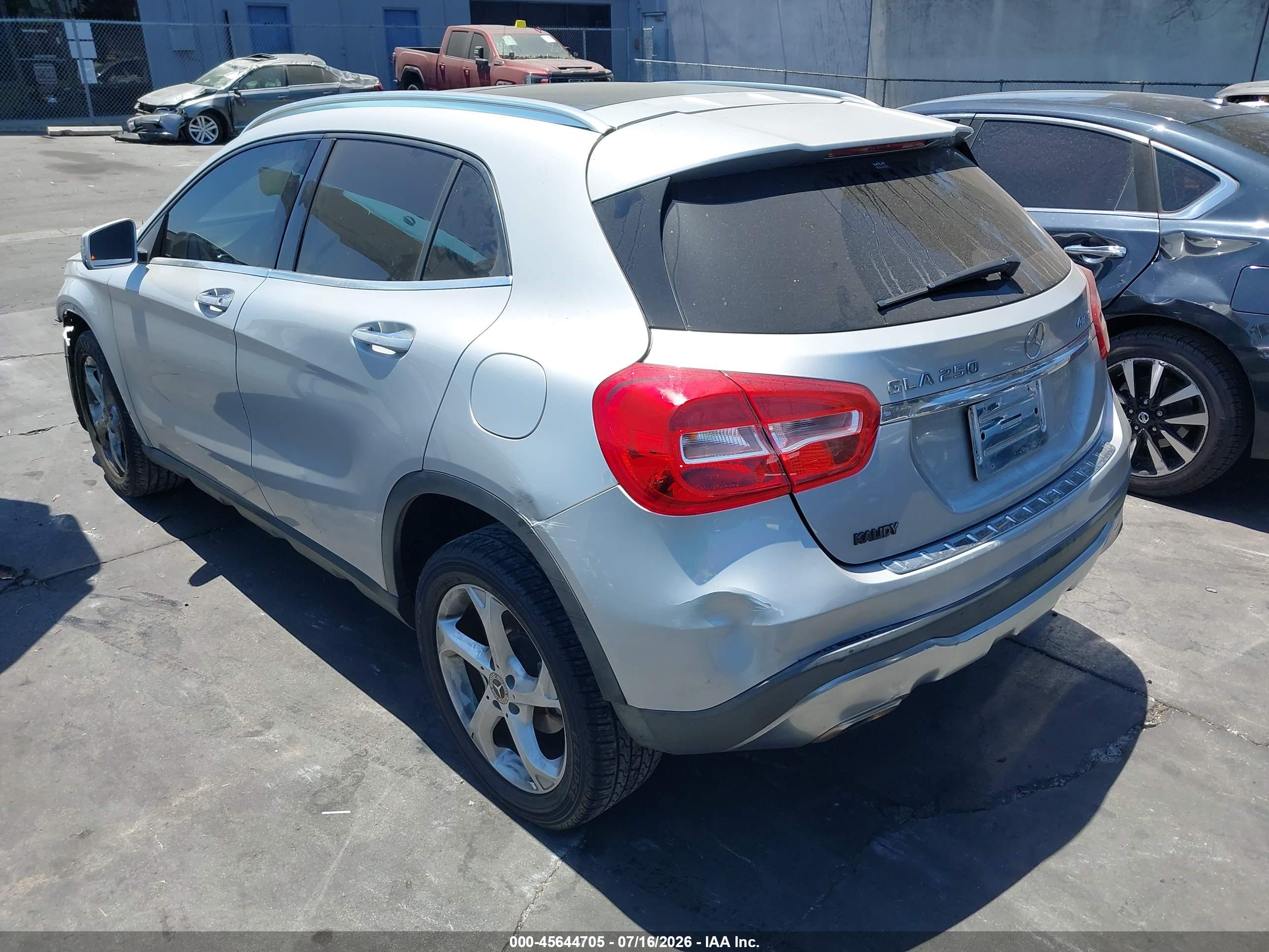 2018 MERCEDES-BENZ GLA 250 4MATIC