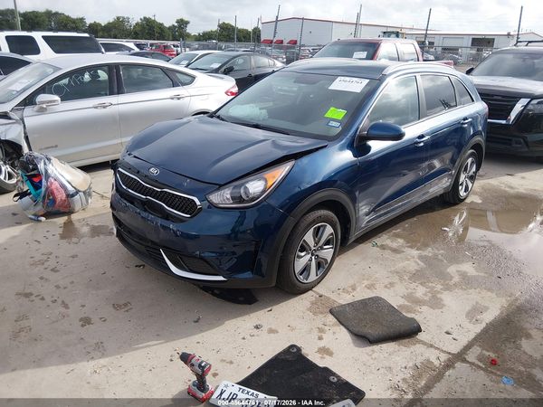 2018 KIA NIRO LX