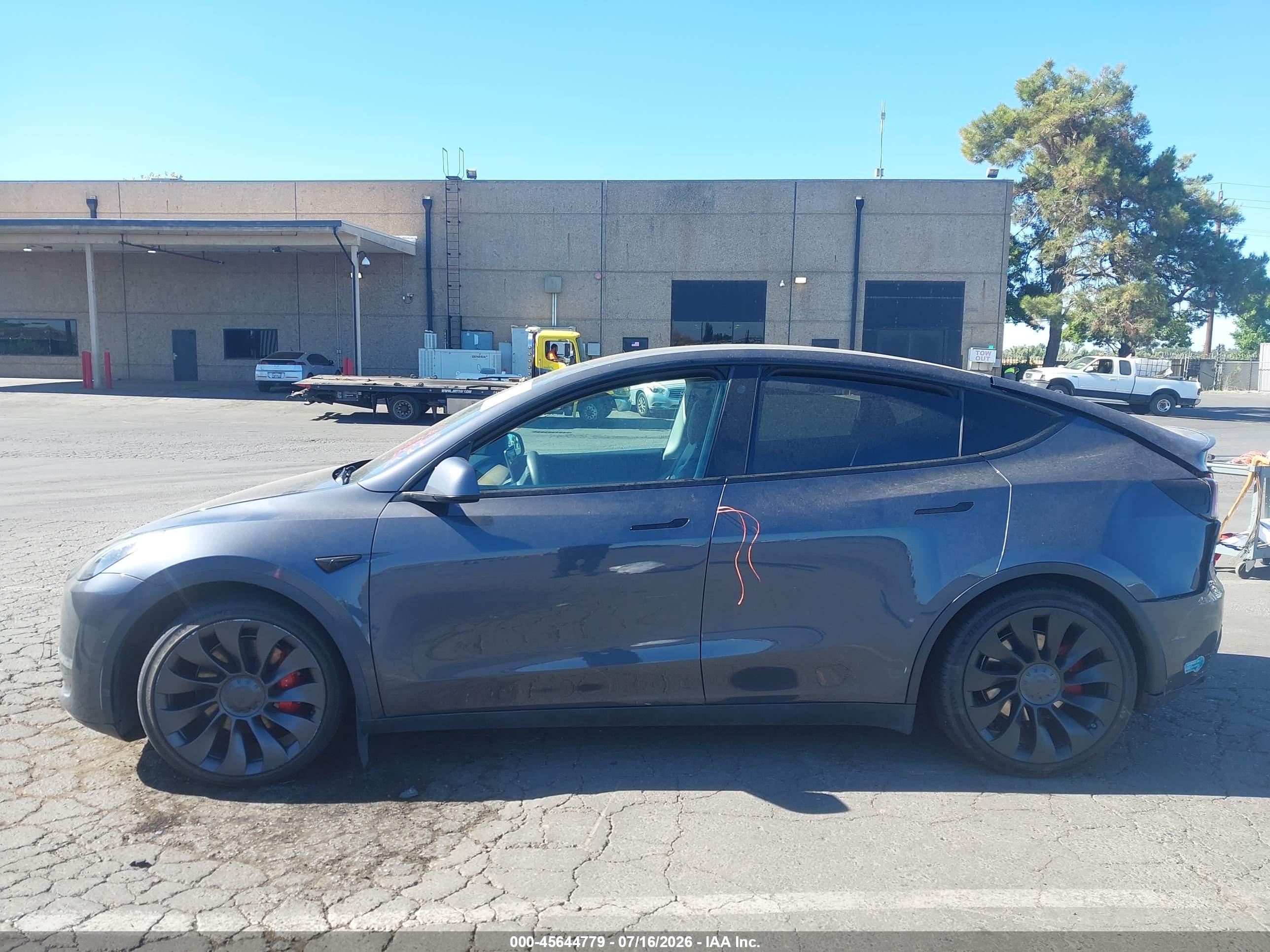 2022 TESLA MODEL Y
