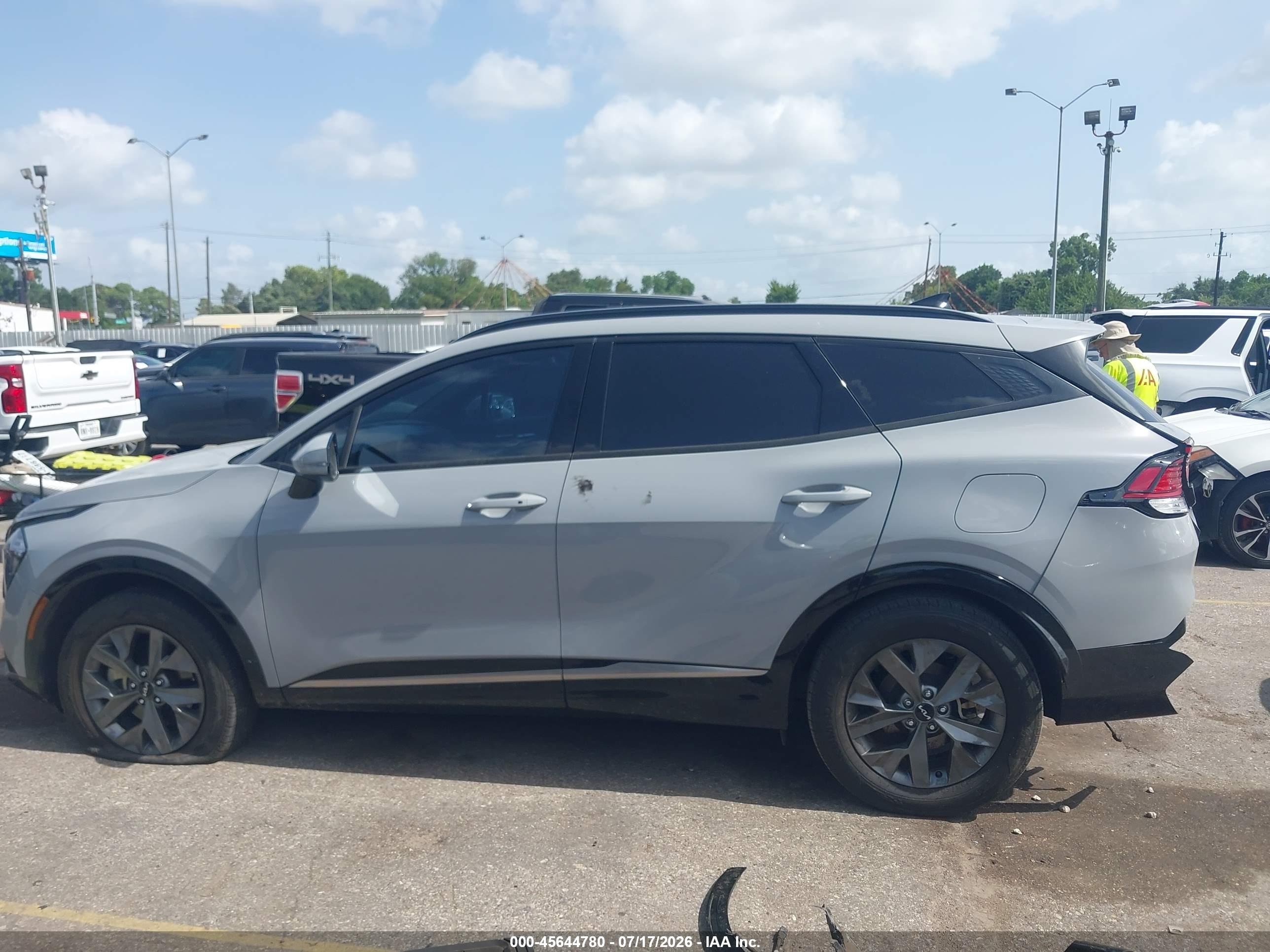 2023 KIA SPORTAGE SX