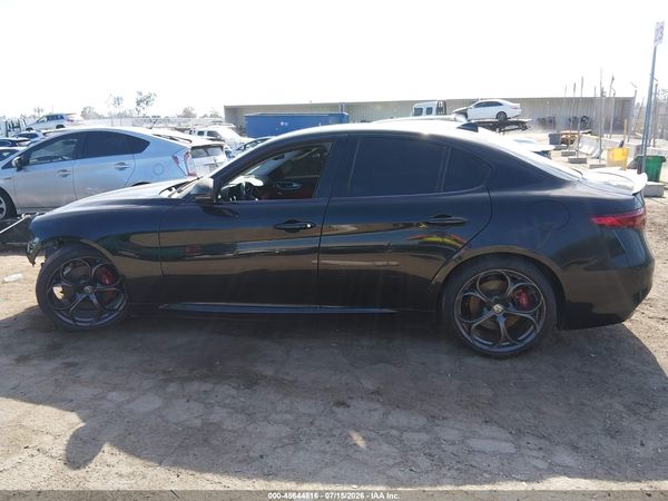 2017 ALFA ROMEO GIULIA
