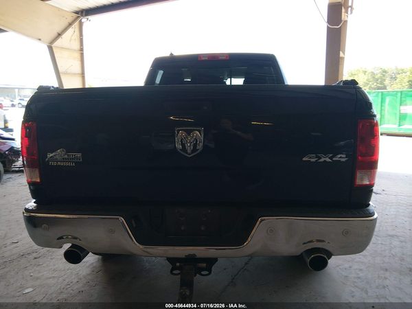 2017 RAM 1500 BIG HORN  4X4 6'4 BOX