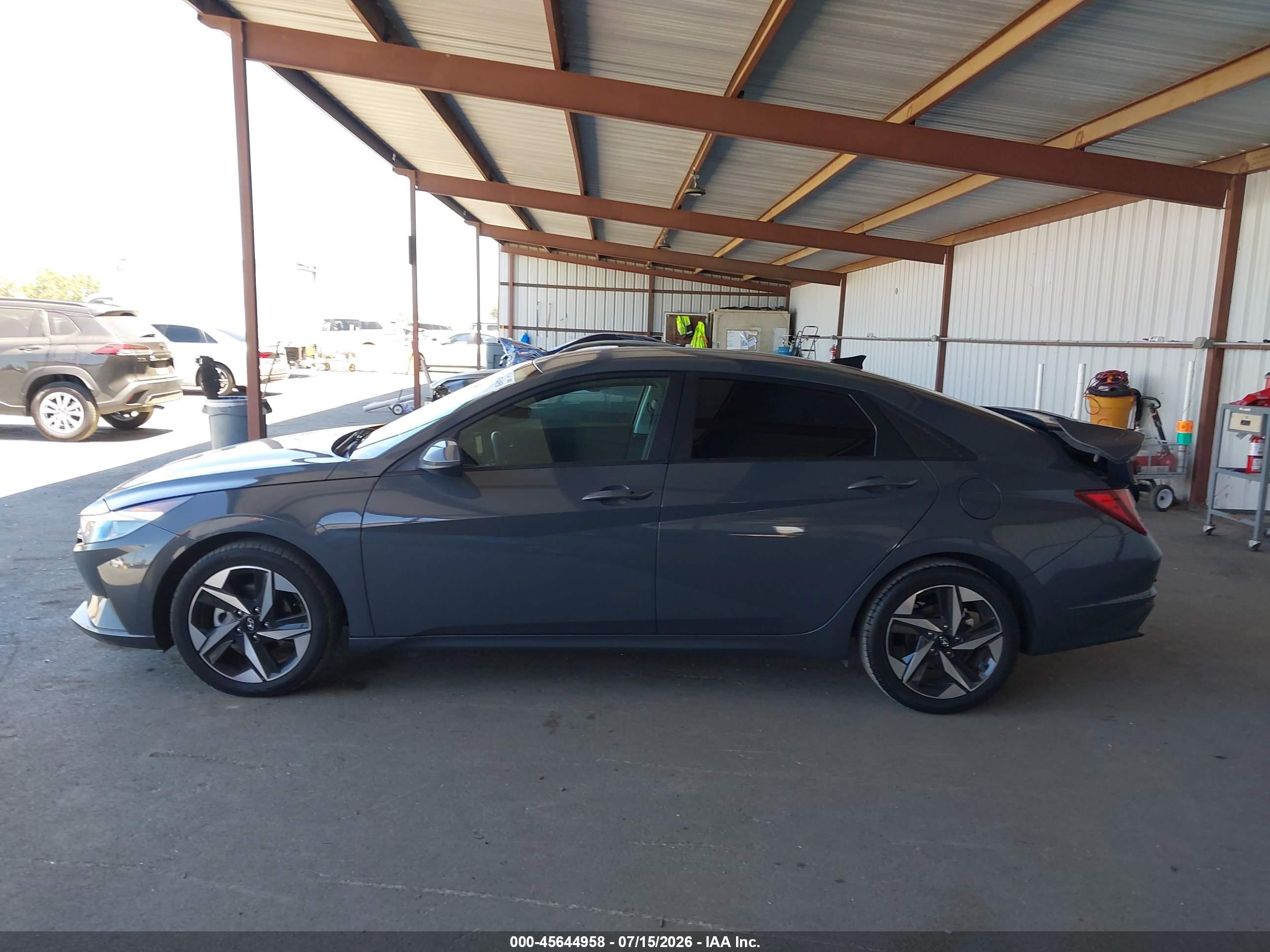 2023 HYUNDAI ELANTRA SEL