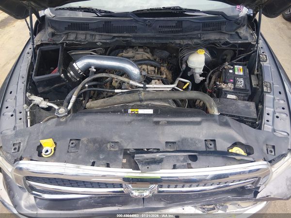 2016 RAM 1500 SLT