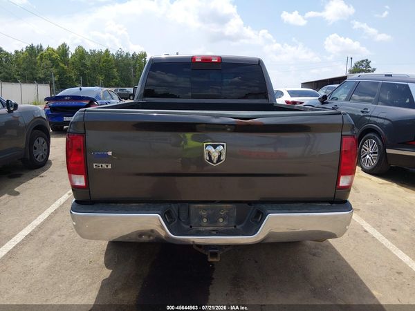2016 RAM 1500 SLT