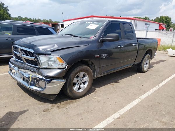 2016 RAM 1500 SLT