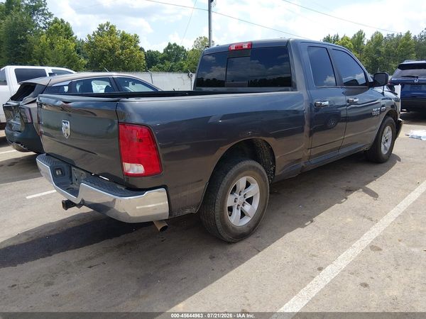 2016 RAM 1500 SLT