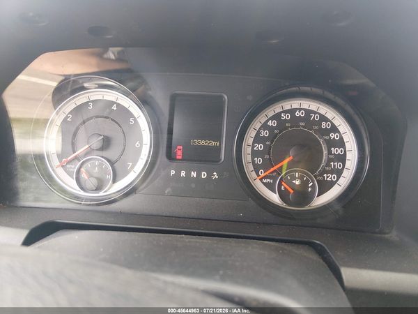 2016 RAM 1500 SLT