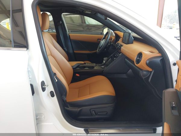 2024 LEXUS IS 300 F SPORT/F SPORT DESIGN