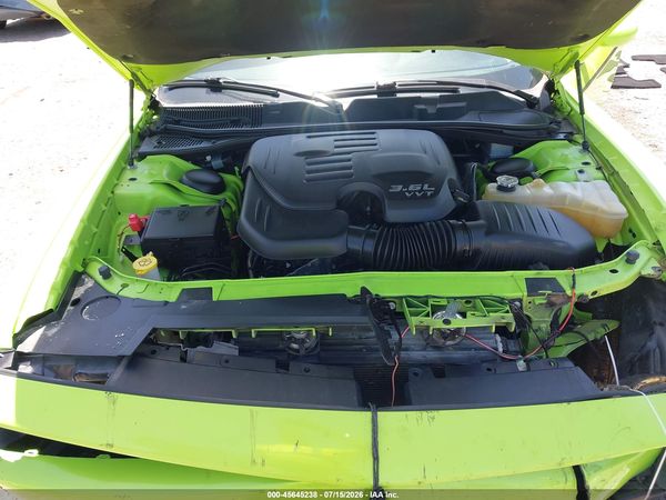 2019 DODGE CHALLENGER SXT