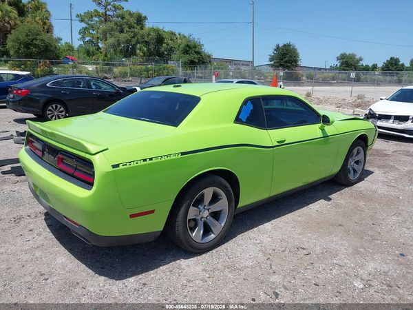2019 DODGE CHALLENGER SXT