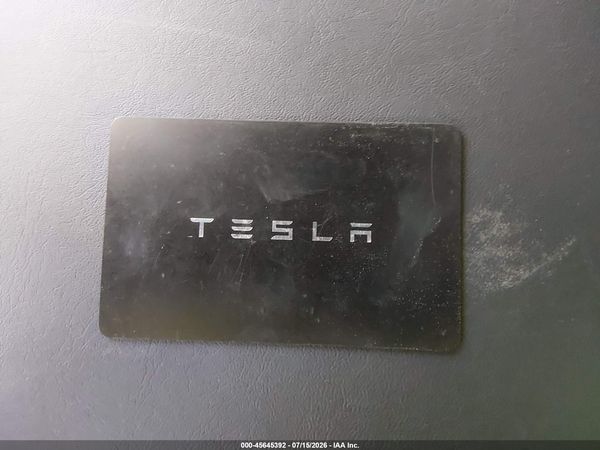 2025 TESLA MODEL Y