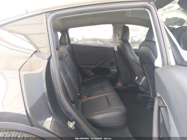 2025 TESLA MODEL Y