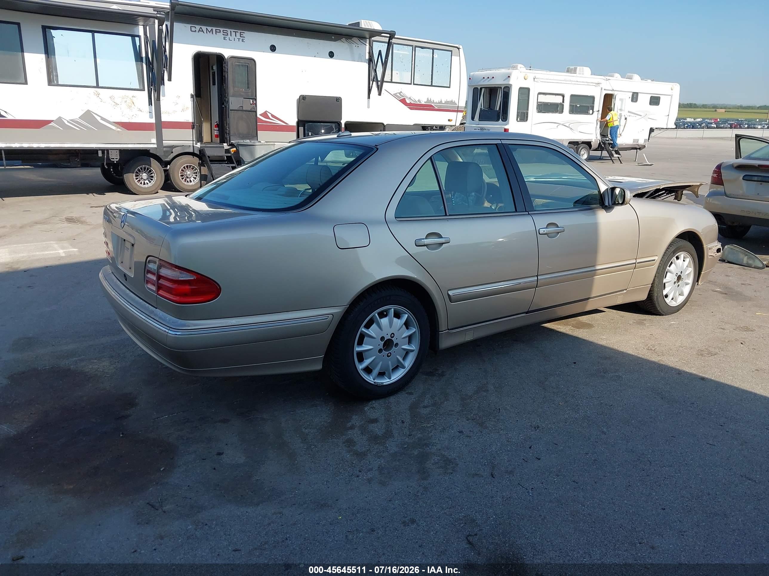2000 MERCEDES-BENZ E 320 E320