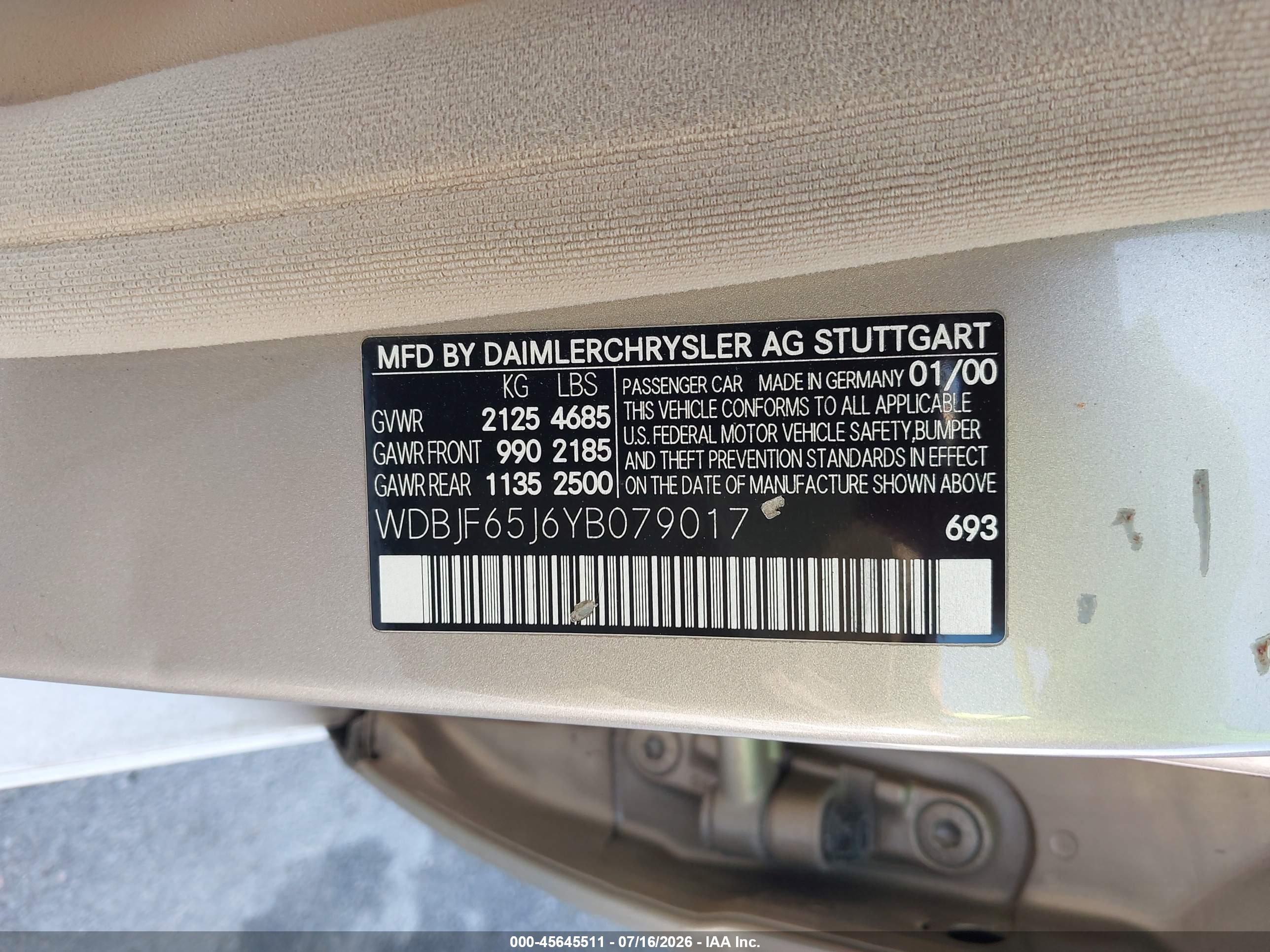 2000 MERCEDES-BENZ E 320 E320