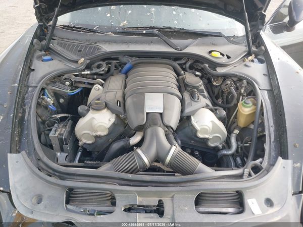 2011 PORSCHE PANAMERA 4
