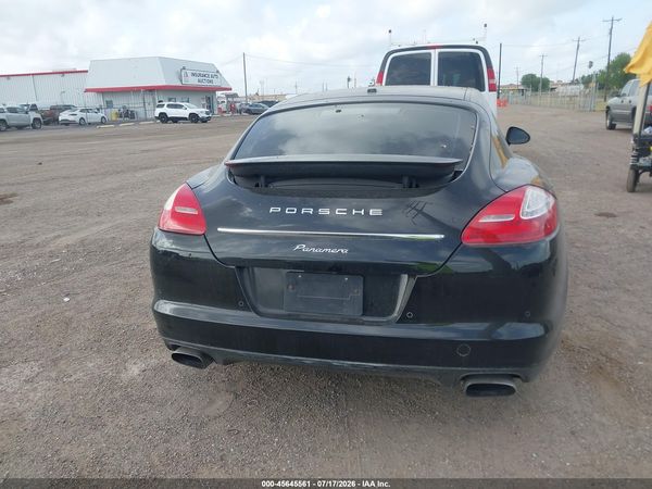 2011 PORSCHE PANAMERA 4