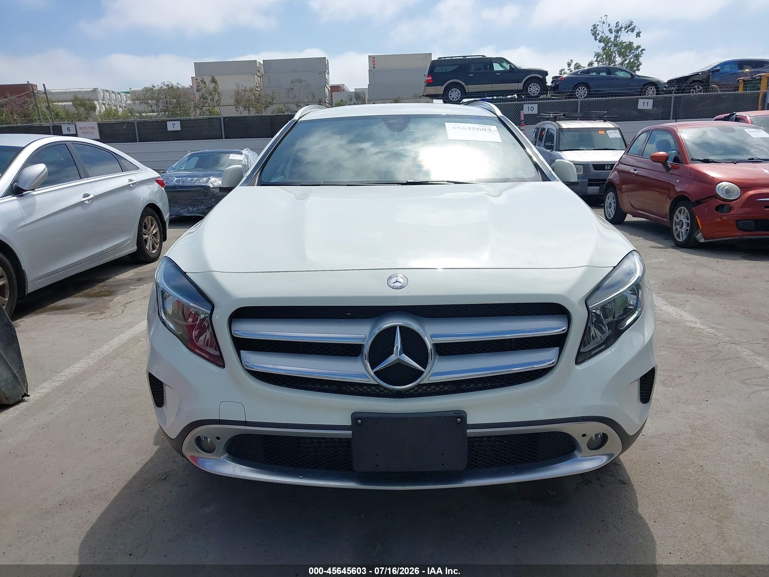 2017 MERCEDES-BENZ GLA 250 GLA250