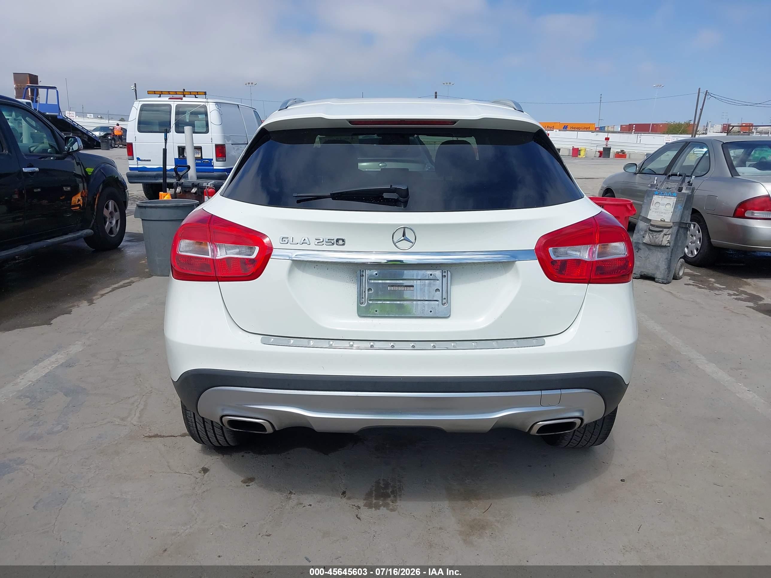 2017 MERCEDES-BENZ GLA 250 GLA250