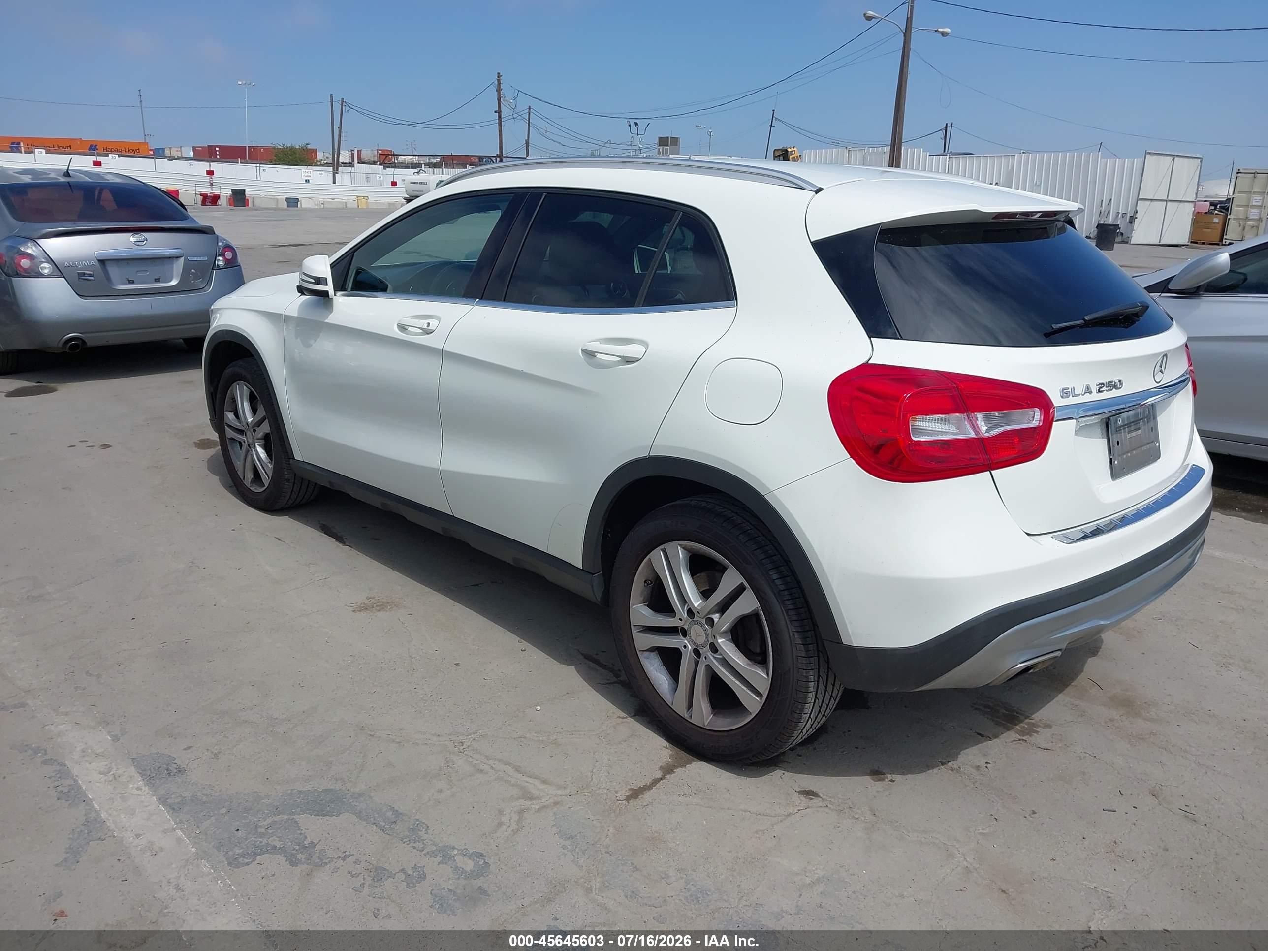 2017 MERCEDES-BENZ GLA 250 GLA250