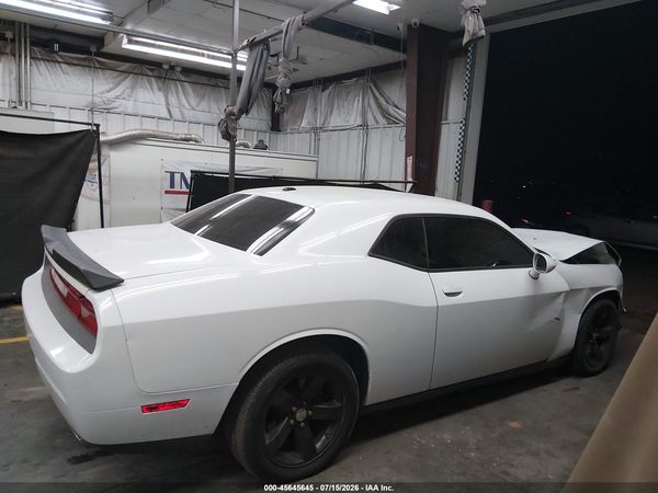 2013 DODGE CHALLENGER SXT