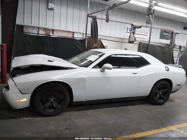 2013 DODGE CHALLENGER SXT