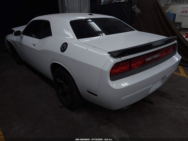 2013 DODGE CHALLENGER SXT