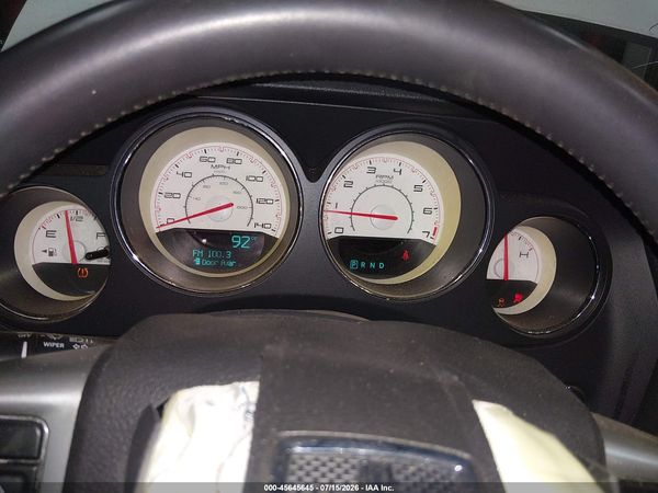 2013 DODGE CHALLENGER SXT
