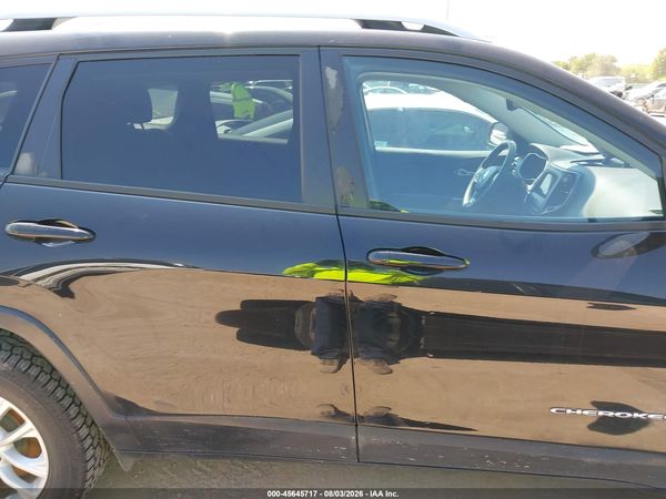 2021 JEEP CHEROKEE LATITUDE 4X4