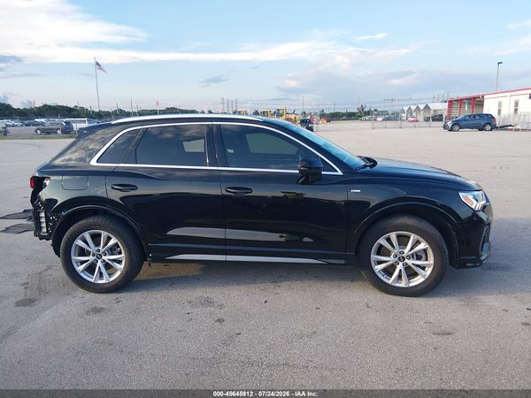 2022 AUDI Q3