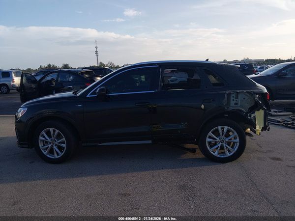 2022 AUDI Q3