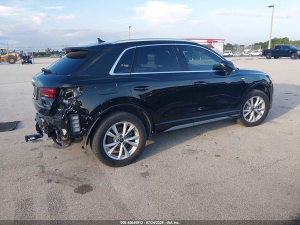 2022 AUDI Q3