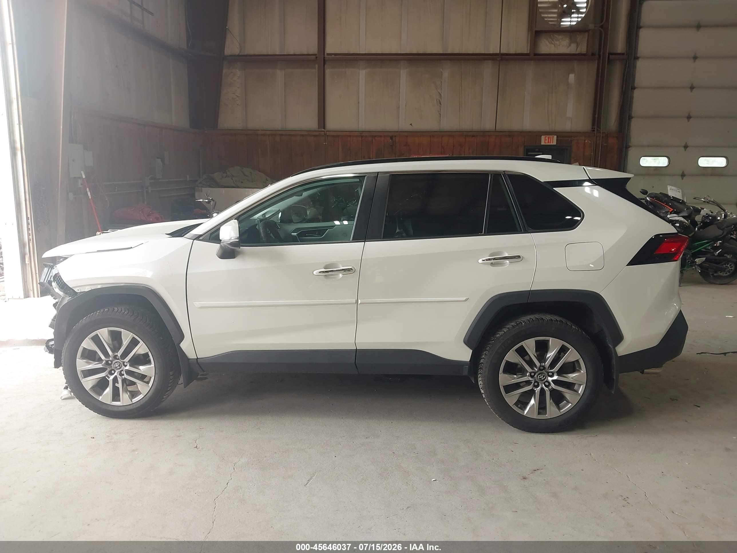 2019 TOYOTA RAV4 LIMITED