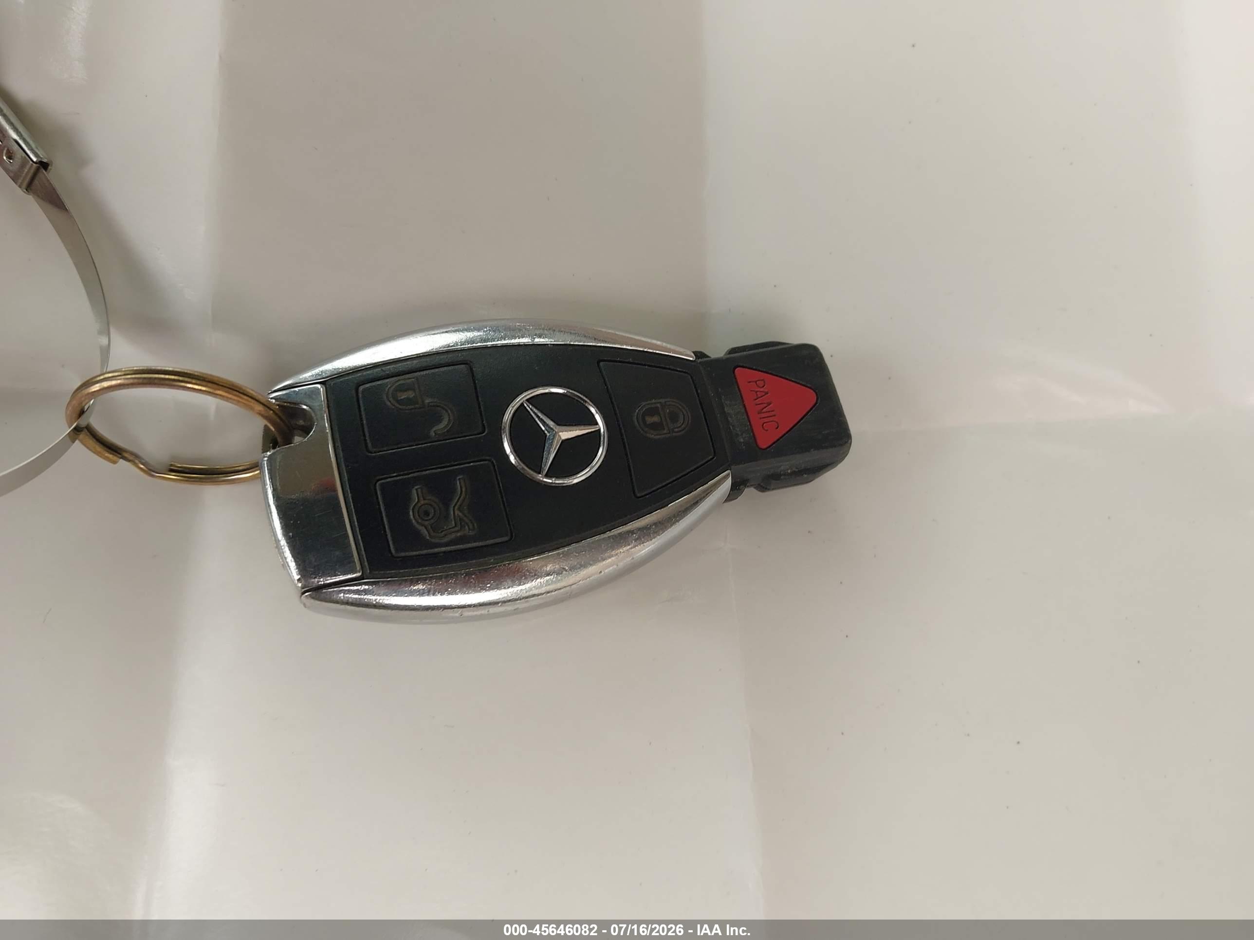 2013 MERCEDES-BENZ C 300 LUXURY 4MATIC