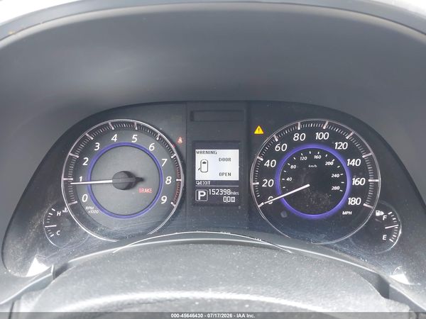 2016 INFINITI QX70