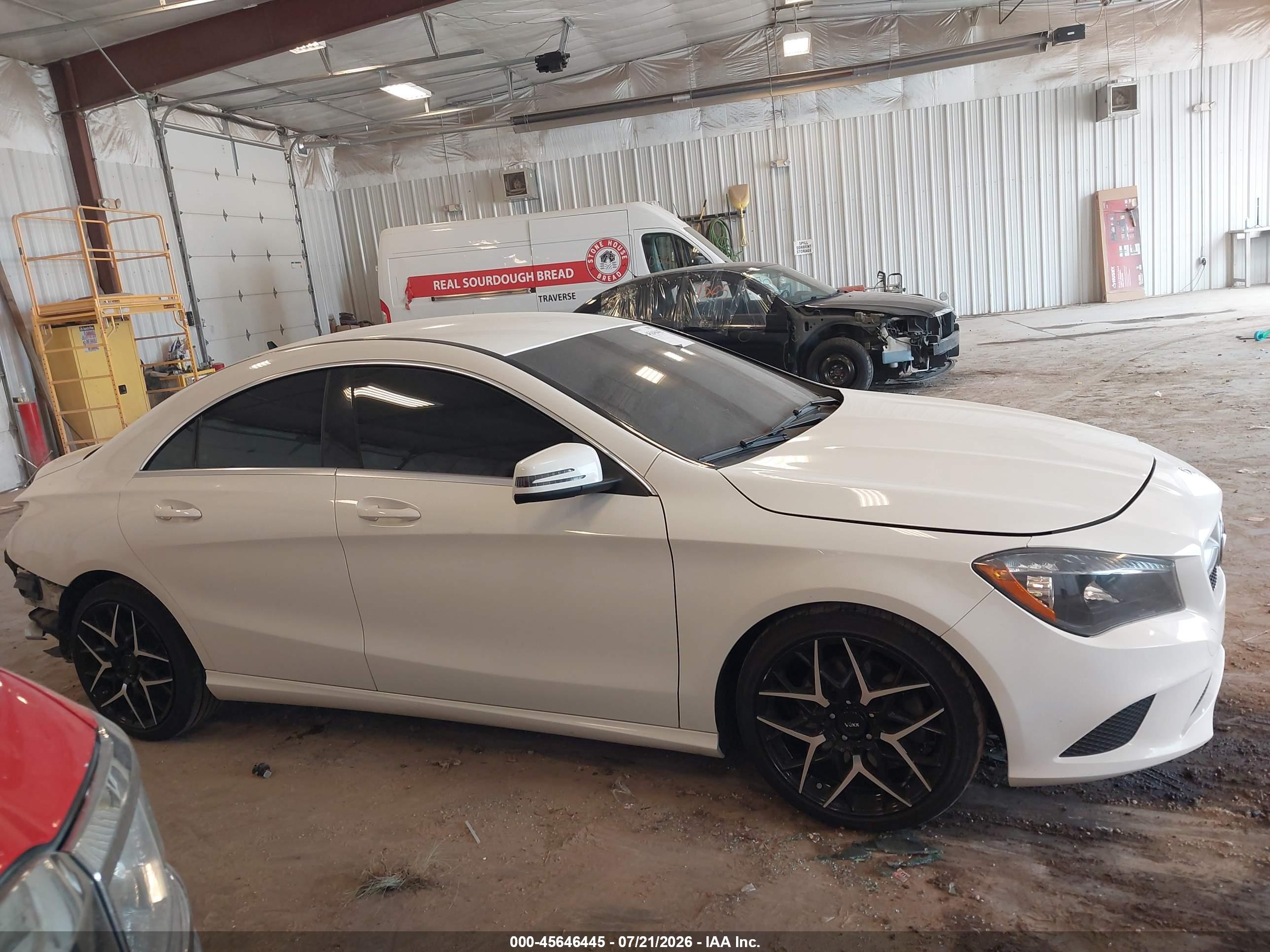 2016 MERCEDES-BENZ CLA 250 4MATIC