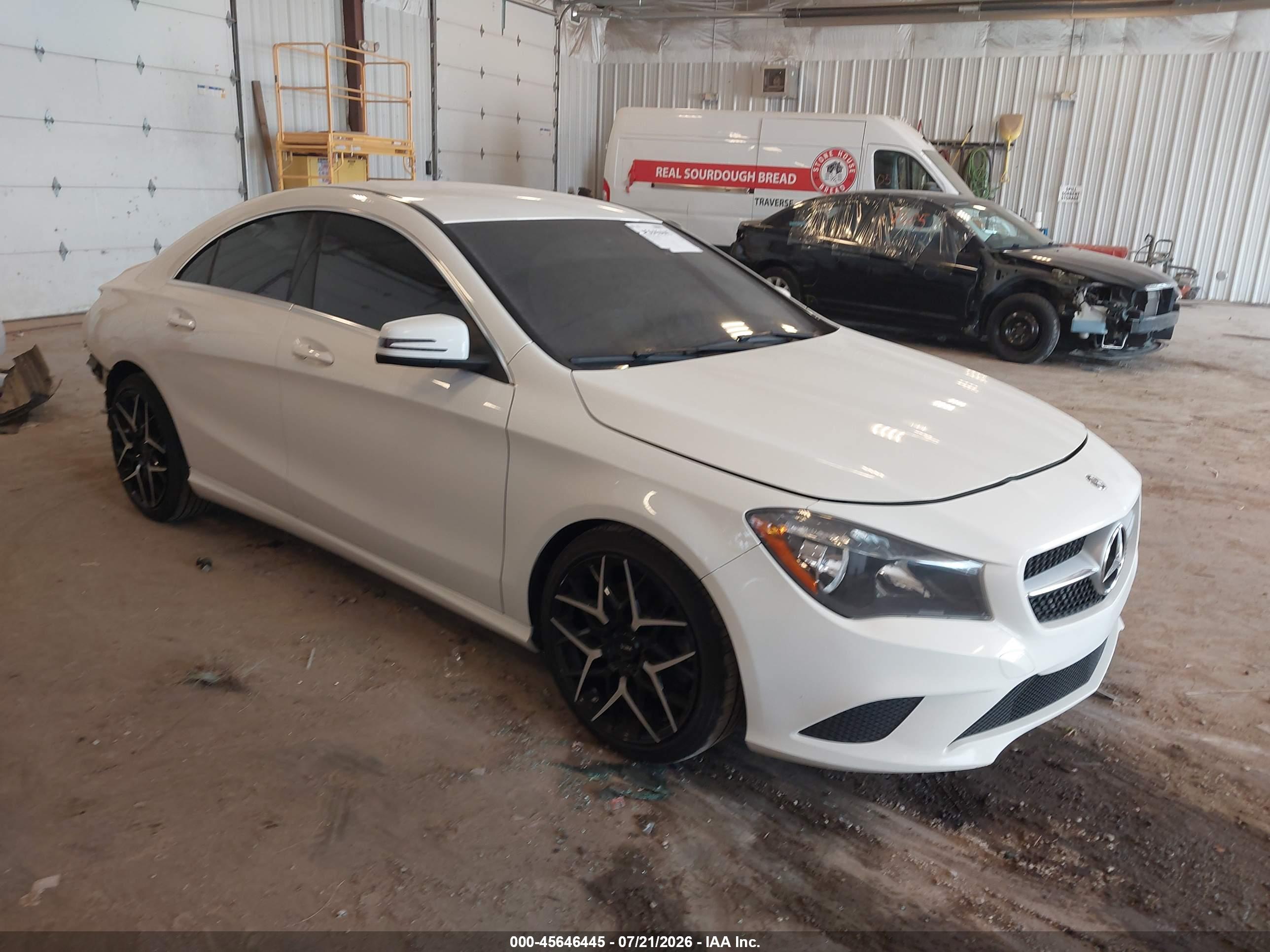 2016 MERCEDES-BENZ CLA 250 4MATIC