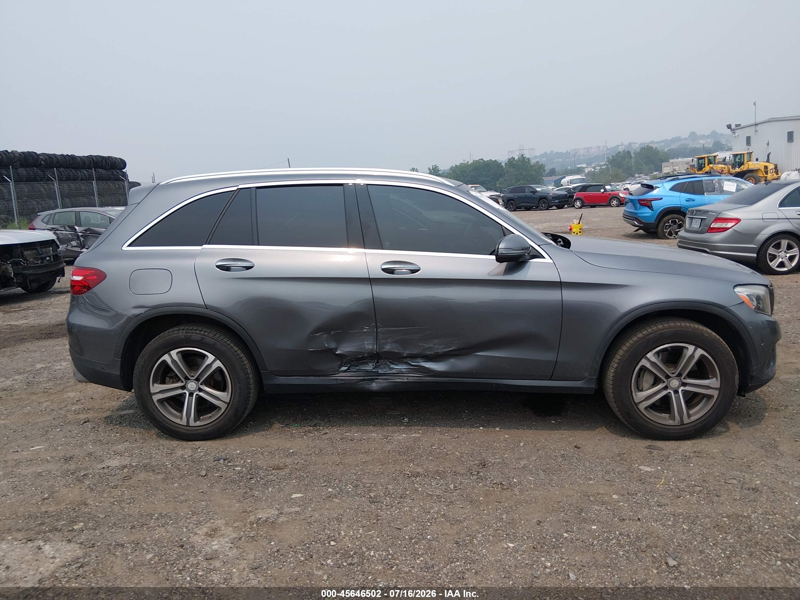 2016 MERCEDES-BENZ GLC 300 4MATIC