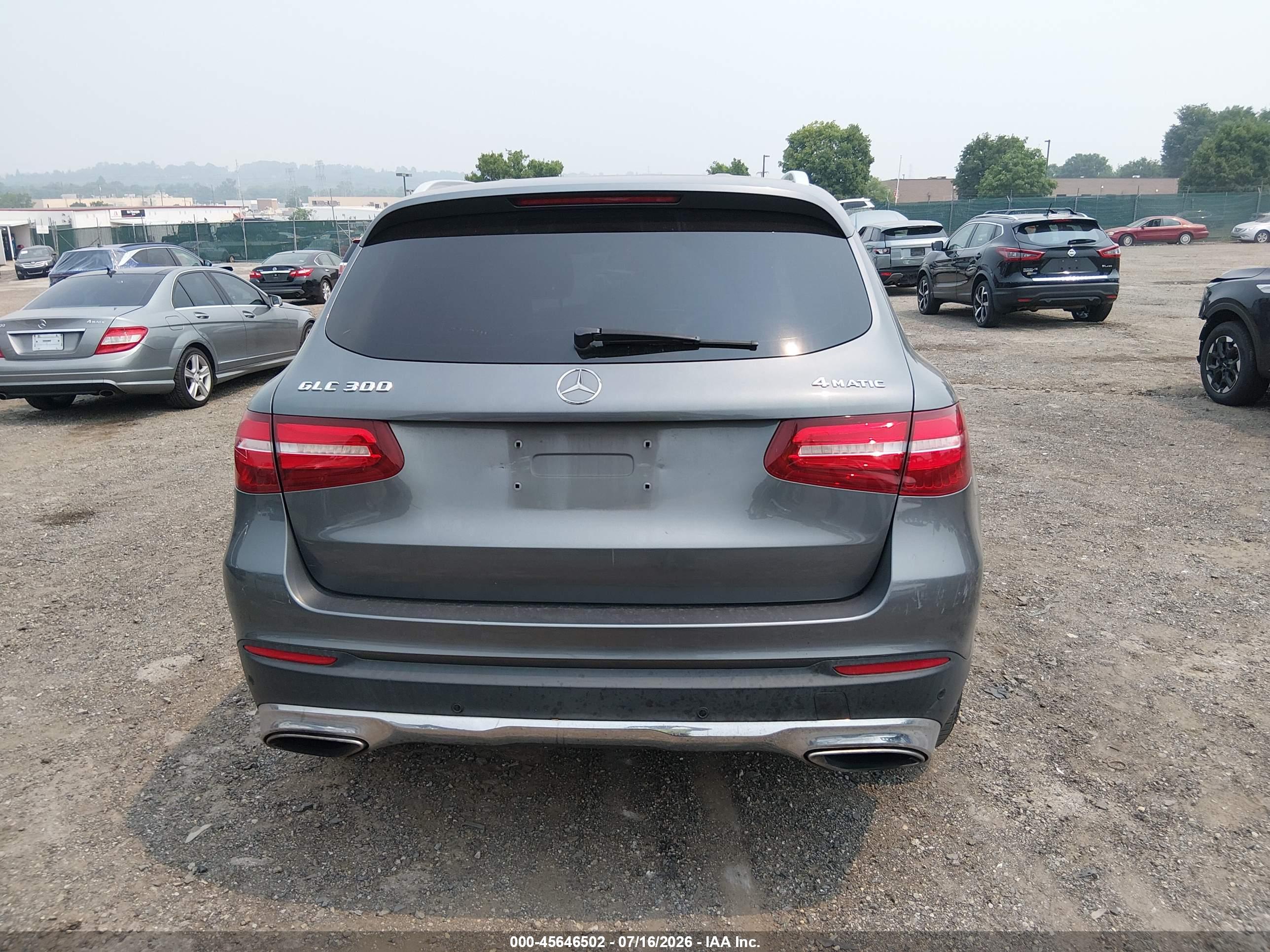 2016 MERCEDES-BENZ GLC 300 4MATIC