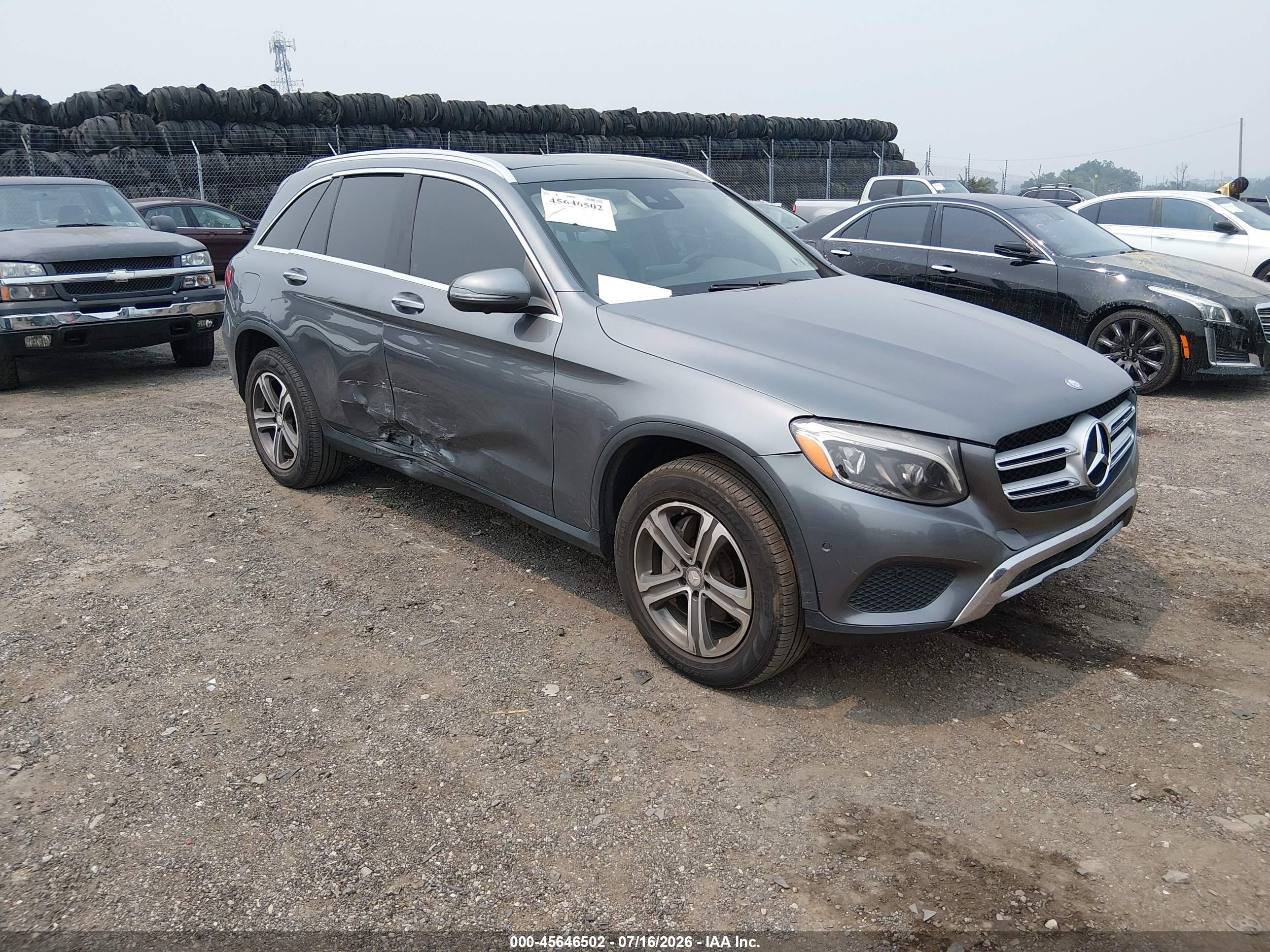 2016 MERCEDES-BENZ GLC 300 4MATIC