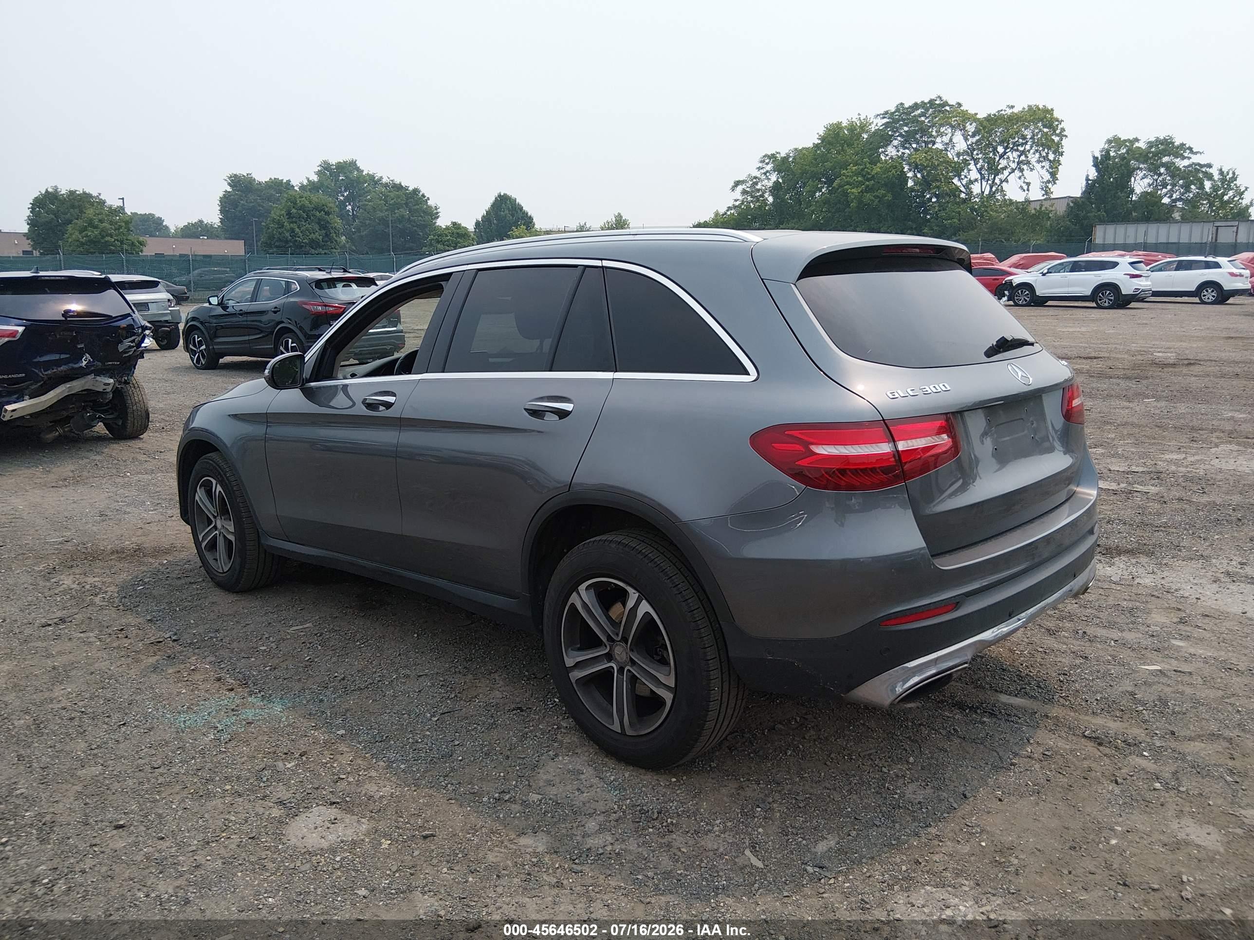 2016 MERCEDES-BENZ GLC 300 4MATIC