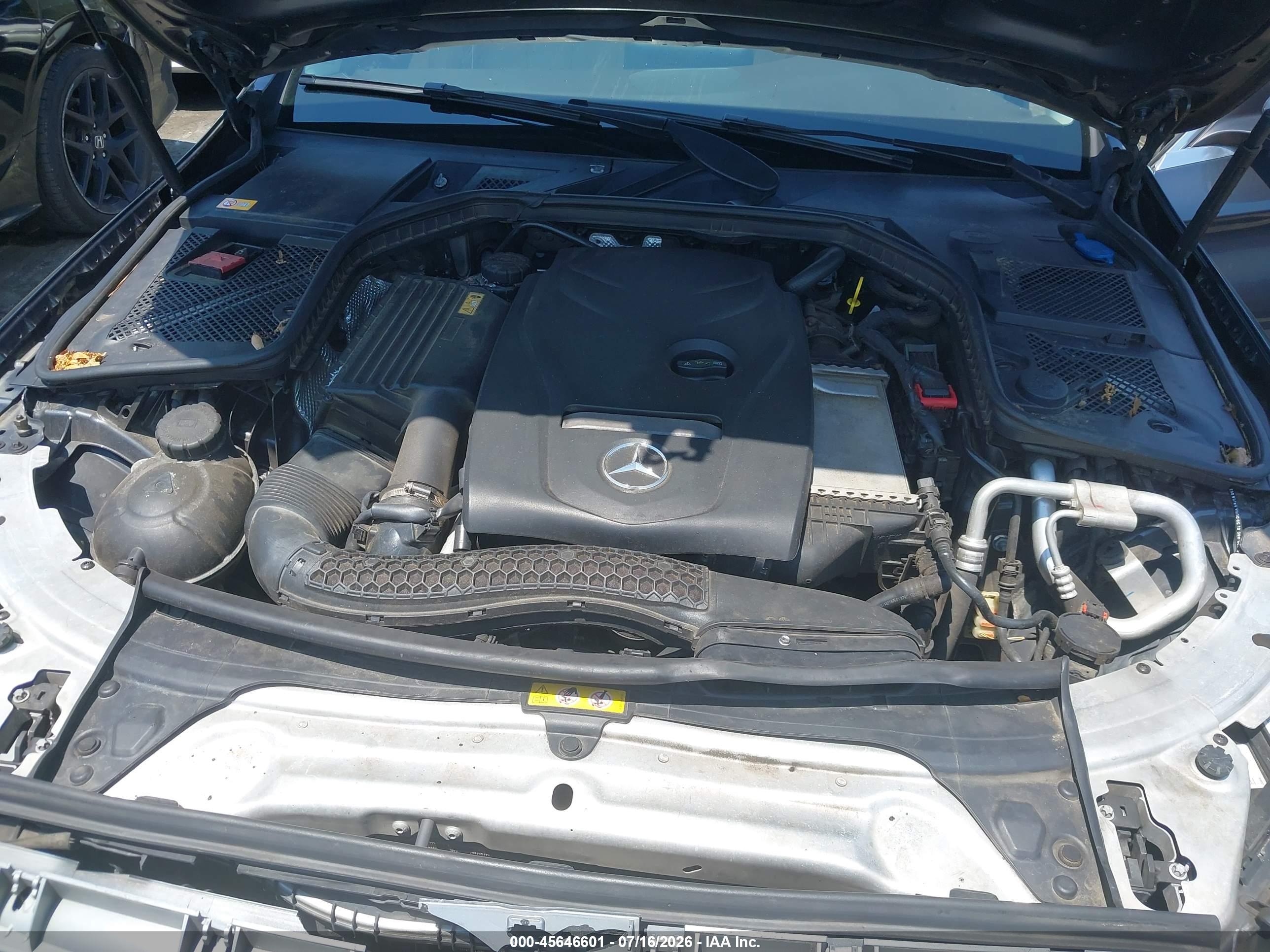 2015 MERCEDES-BENZ C 300 LUXURY 4MATIC