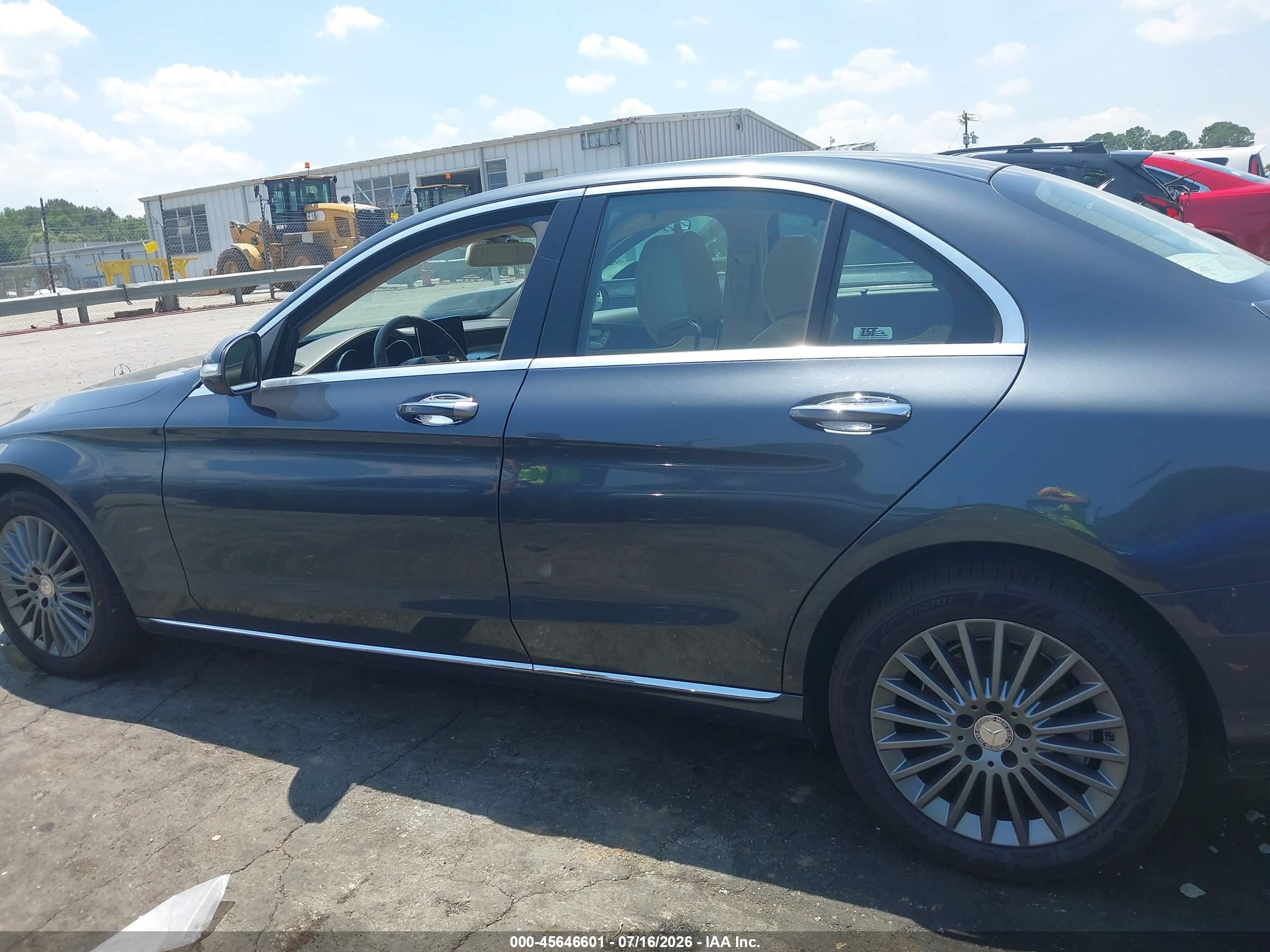2015 MERCEDES-BENZ C 300 LUXURY 4MATIC